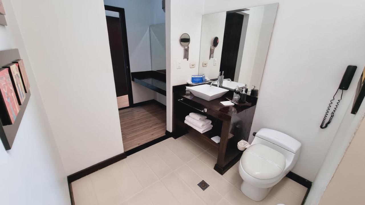 Habitat Suites Hotel Pereira Luaran gambar