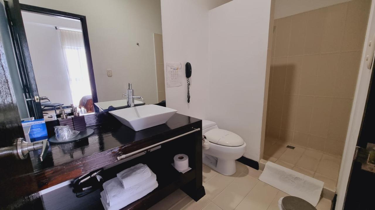 Habitat Suites Hotel Pereira Luaran gambar